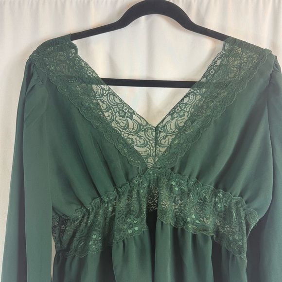 Liberty Love Women Lace green long sleeve blouse Size: L - Picture 10 of 13